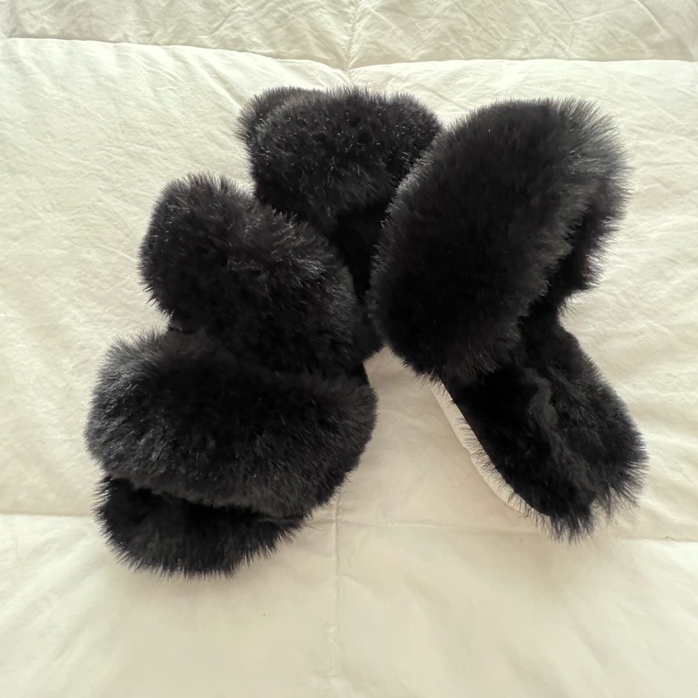 Dolce Vita Ladies Slippers